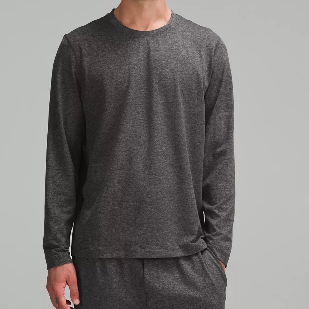 Lululemon Men’s Long Sleeve